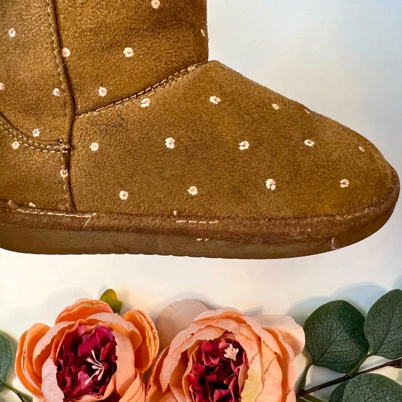 OshKosh brown suede boots - Picture 3 of 4